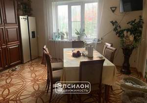 Дом 237м&sup2;, 2-этажный, участок 10 сот.  