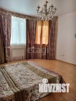 Дом 340м², 2-этажный, участок 11 сот.  