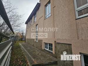 Дом 820м&sup2;, 3-этажный, участок 13 сот.  