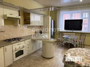 Дом 620м², 3-этажный, участок 10 сот.  