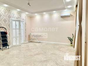 Дом 350м&sup2;, 1-этажный, участок 10 сот.  