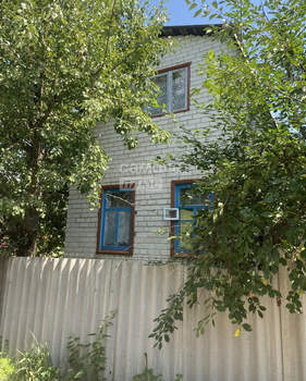 Дом 30м&sup2;, 2-этажный, участок 5 сот.  