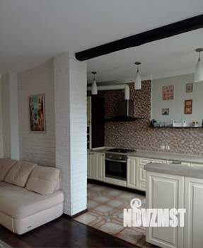 Коттедж 120м&sup2;, 2-этажный, участок 10 сот.  