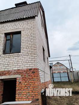 Дом 350м², 2-этажный, участок 10 сот.  