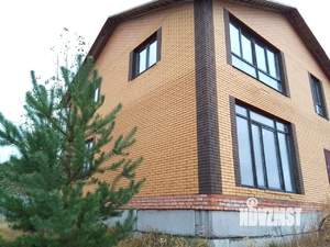 Коттедж 200м², 2-этажный, участок 15 сот.  
