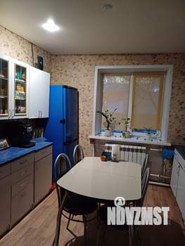 Дом 267м², 2-этажный, участок 9 сот.  