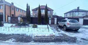 Дом 226м², 2-этажный, участок 10 сот.  