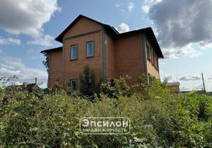 Дом 211м², 2-этажный, участок 9 сот.  
