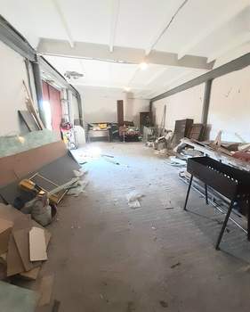 Дом 190м&sup2;, 2-этажный, участок 4 сот.  