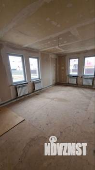 Коттедж 174м², 2-этажный, участок 10 сот.  