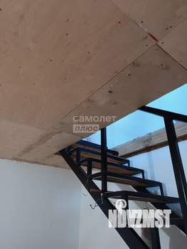 Дом 42м&sup2;, 2-этажный, участок 6 сот.  