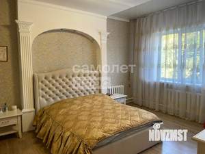 Дом 270м&sup2;, 2-этажный, участок 10 сот.  