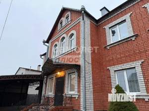 Коттедж 555м&sup2;, 3-этажный, участок 18 сот.  