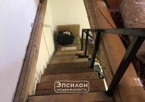 Дом 42м&sup2;, 2-этажный, участок 6 сот.  