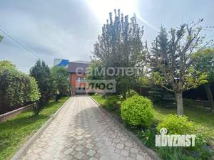 Дом 278м², 3-этажный, участок 11 сот.  