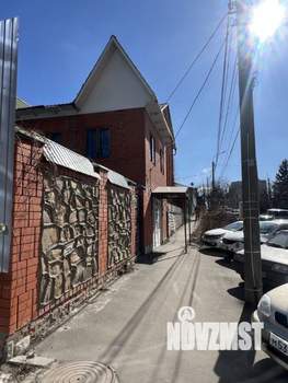Дом 441м², 2-этажный, участок 10 сот.  
