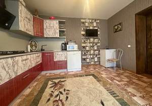 Дом 130м&sup2;, 2-этажный, участок 7 сот.  