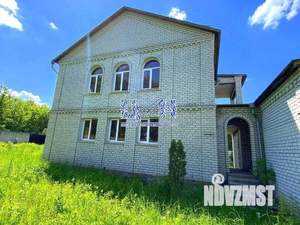 Дом 262м&sup2;, 2-этажный, участок 12 сот.  