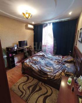 Дом 375м², 3-этажный, участок 0 сот.  