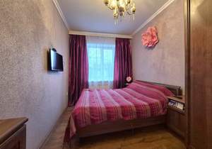 Дом 199м&sup2;, 2-этажный, участок 5 сот.  