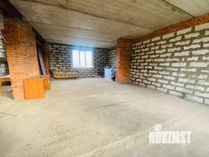 Дом 300м², 2-этажный, участок 10 сот.  