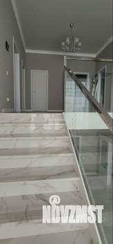 Дом 439м&sup2;, 2-этажный, участок 15 сот.  