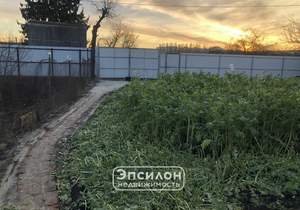 Дом 42м&sup2;, 2-этажный, участок 6 сот.  