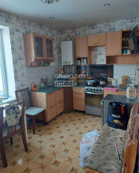 Дом 140м&sup2;, 2-этажный, участок 11 сот.  