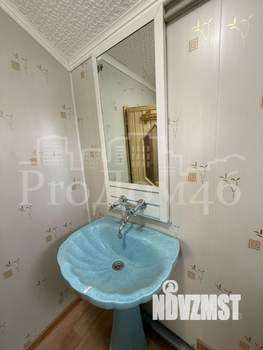 Дом 50м², 2-этажный, участок 6 сот.  