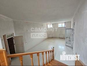 Дом 820м&sup2;, 3-этажный, участок 13 сот.  