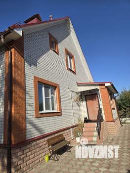 Коттедж 327м², 3-этажный, участок 10 сот.  
