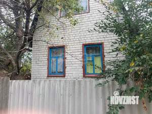 Дом 30м&sup2;, 2-этажный, участок 5 сот.  