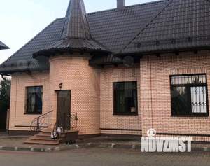 Коттедж 330м², 3-этажный, участок 45 сот.  