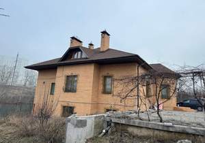 Дом 320м², 2-этажный, участок 10 сот.  