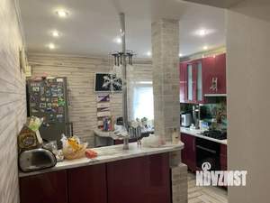 Дом 180м&sup2;, 2-этажный, участок 3 сот.  