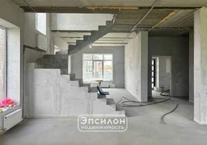 Дом 210м², 2-этажный, участок 7 сот.  