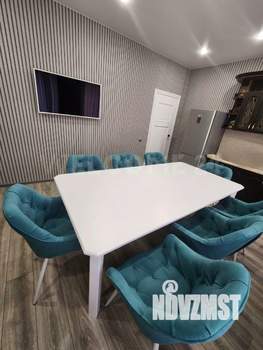 Дом 240м&sup2;, 2-этажный, участок 8 сот.  