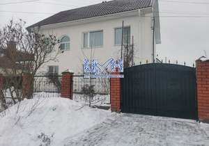 Дом 170м&sup2;, 2-этажный, участок 100 сот.  