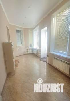 Дом 340м², 2-этажный, участок 11 сот.  