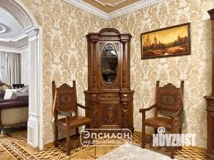 Дом 787м&sup2;, 3-этажный, участок 21 сот.  