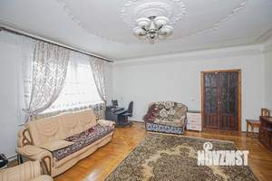 Дом 462м², 2-этажный, участок 10 сот.  
