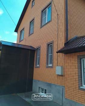 Дом 210м², 2-этажный, участок 10 сот.  