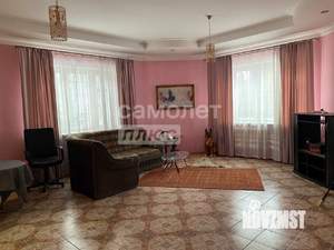 Дом 620м², 3-этажный, участок 10 сот.  
