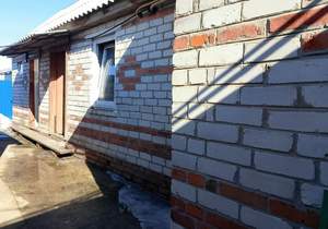 Дом 64м&sup2;, 2-этажный, участок 64 сот.  