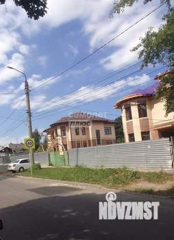 Дом 200м², 2-этажный, участок 18 сот.  