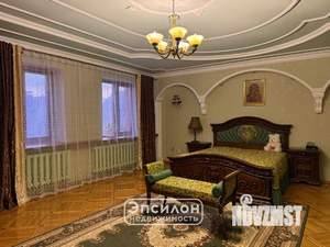 Дом 787м&sup2;, 3-этажный, участок 21 сот.  