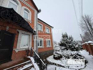 Коттедж 555м&sup2;, 3-этажный, участок 18 сот.  