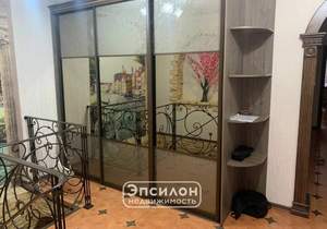 Дом 237м&sup2;, 2-этажный, участок 10 сот.  