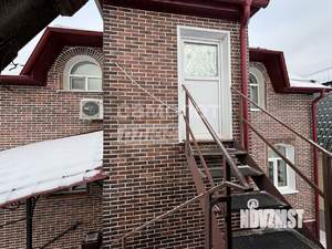 Дом 177м&sup2;, 3-этажный, участок 7 сот.  