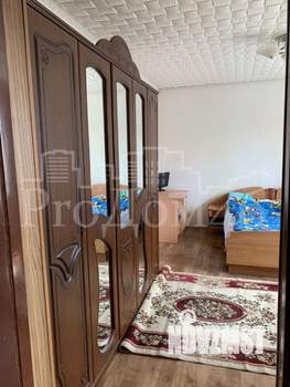 Дом 200м², 3-этажный, участок 4 сот.  